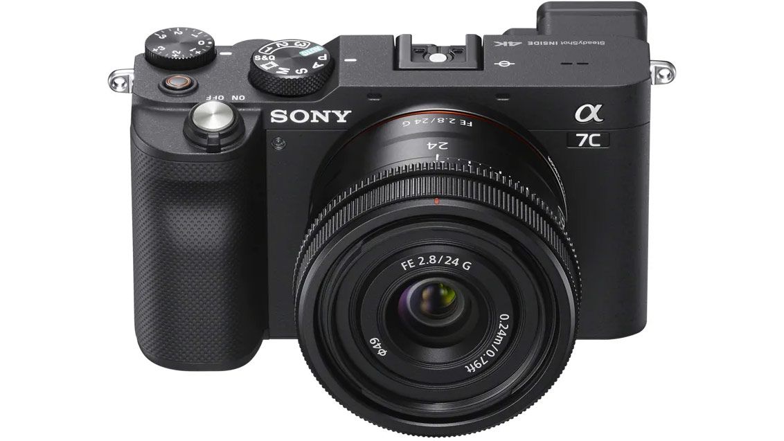 Фотоаппарат Sony A7C с объективом Sony FE 24mm f/2.8 G