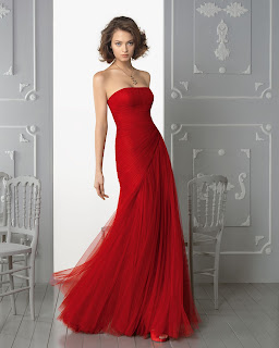  Charming Sheath/Column Strapless Ruching Floor-length Tulle Prom Dresses