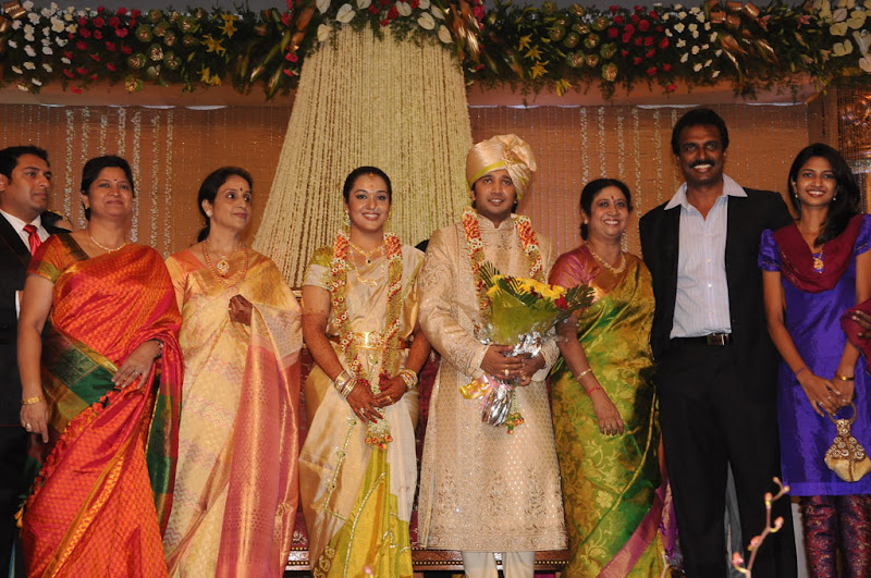 Actor Dushyanth Wedding Reception Gallery film pics