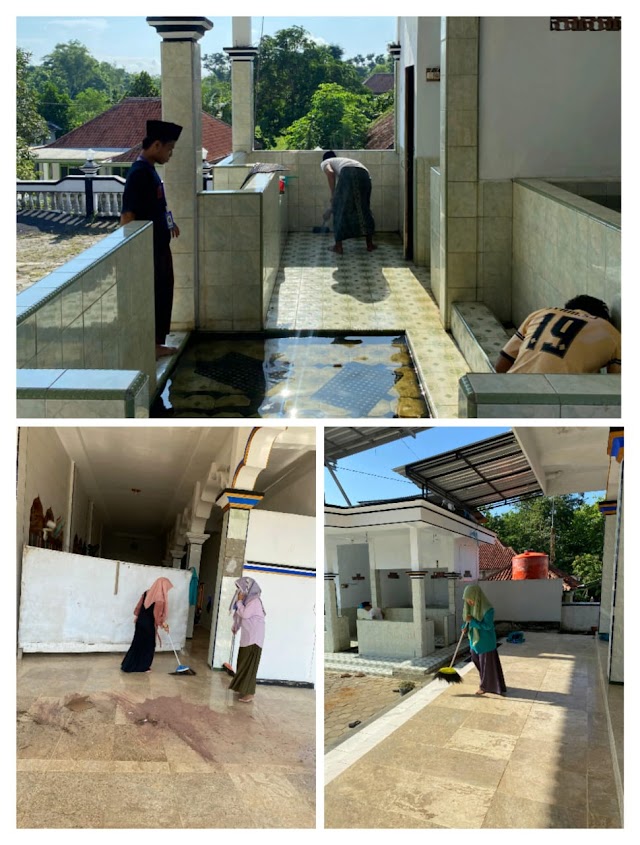 PEMUGARAN MASJID DARUT TAQWA SERNI OLEH KKN-PAR 01 STAMIDIYA DESA MAMBULU BARAT