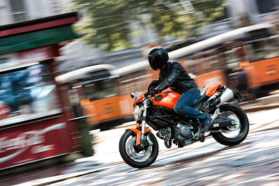 2010 Ducati Monster 696 in Action