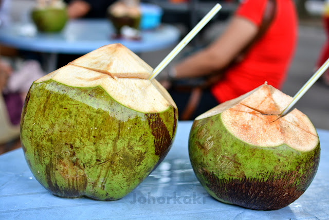 Johor-Coconut-Lorry-Taman-Pelangi