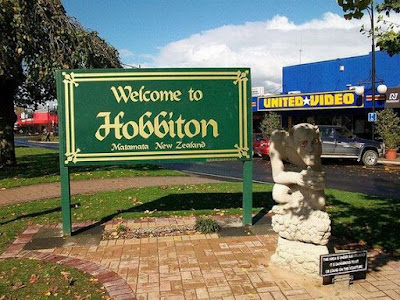 Hobbiton - The Hobbit Village from Lord of the Rings Seen On www.coolpicturegallery.us