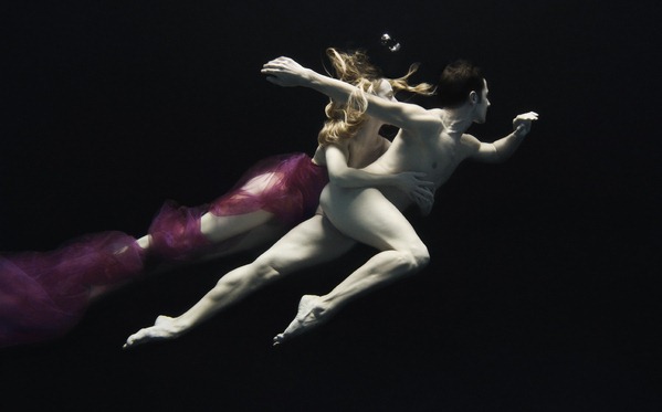 behind-the-surface (11)