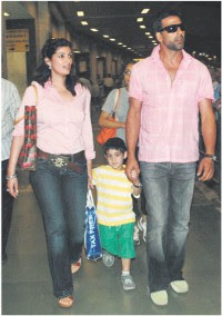 akshay family