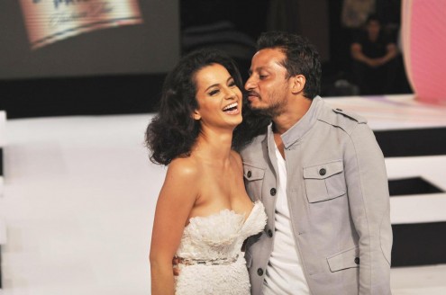 kangana Ranaut kissed