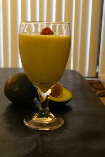 Avocado Mango Smoothie