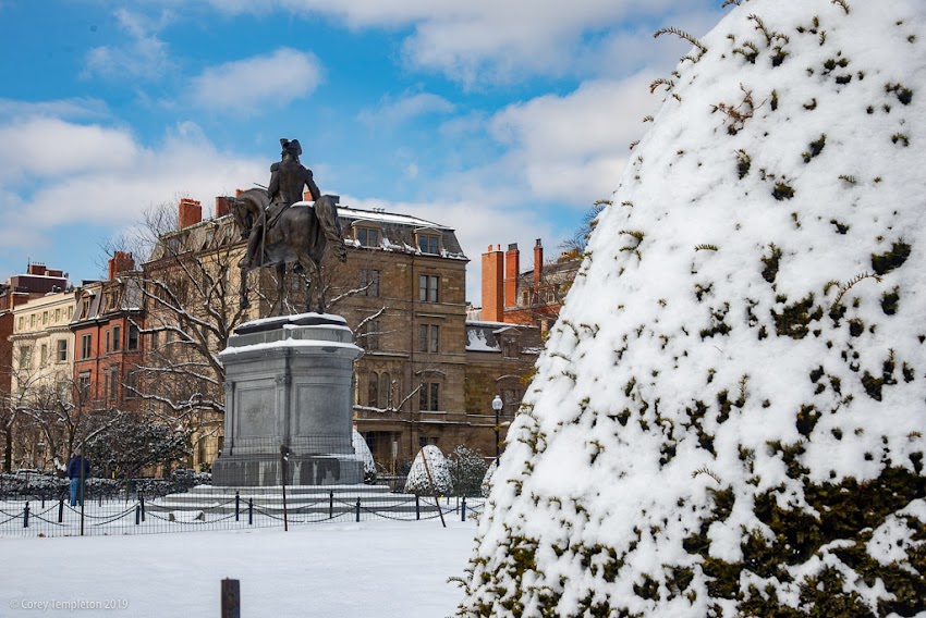 Boston, Massachusetts February 2019 photo by Corey Templeton. A few photos around the Boston Public Garden after a dusting of snow last week.