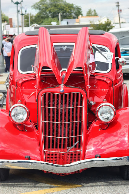 Red classic car (don't know which one, sorry!)