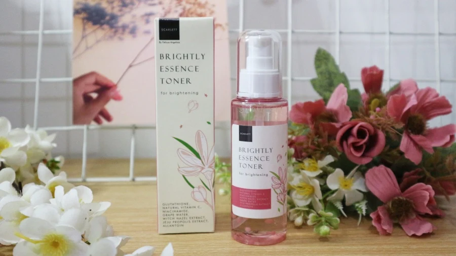 Scarlett Brightly Ever After Essence Toner