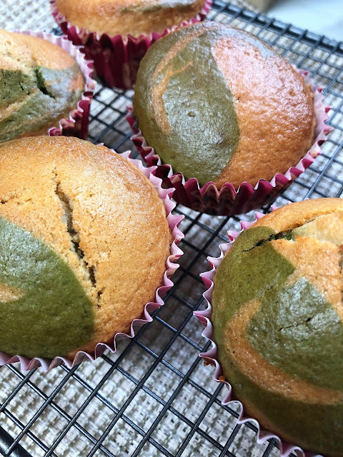 easy honey muffins