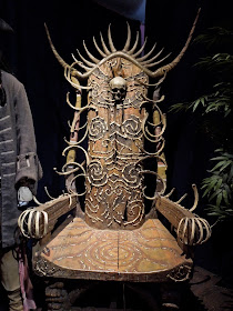 Pirates Caribbean Pelegostos Bone Throne prop