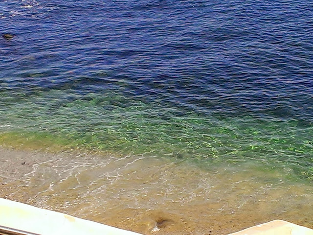 clear ocean at La Jolla beach