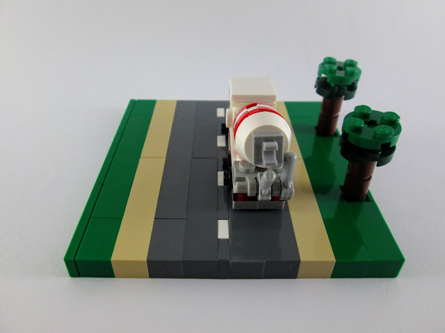 MOC LEGO Camião betoneira em micro escala