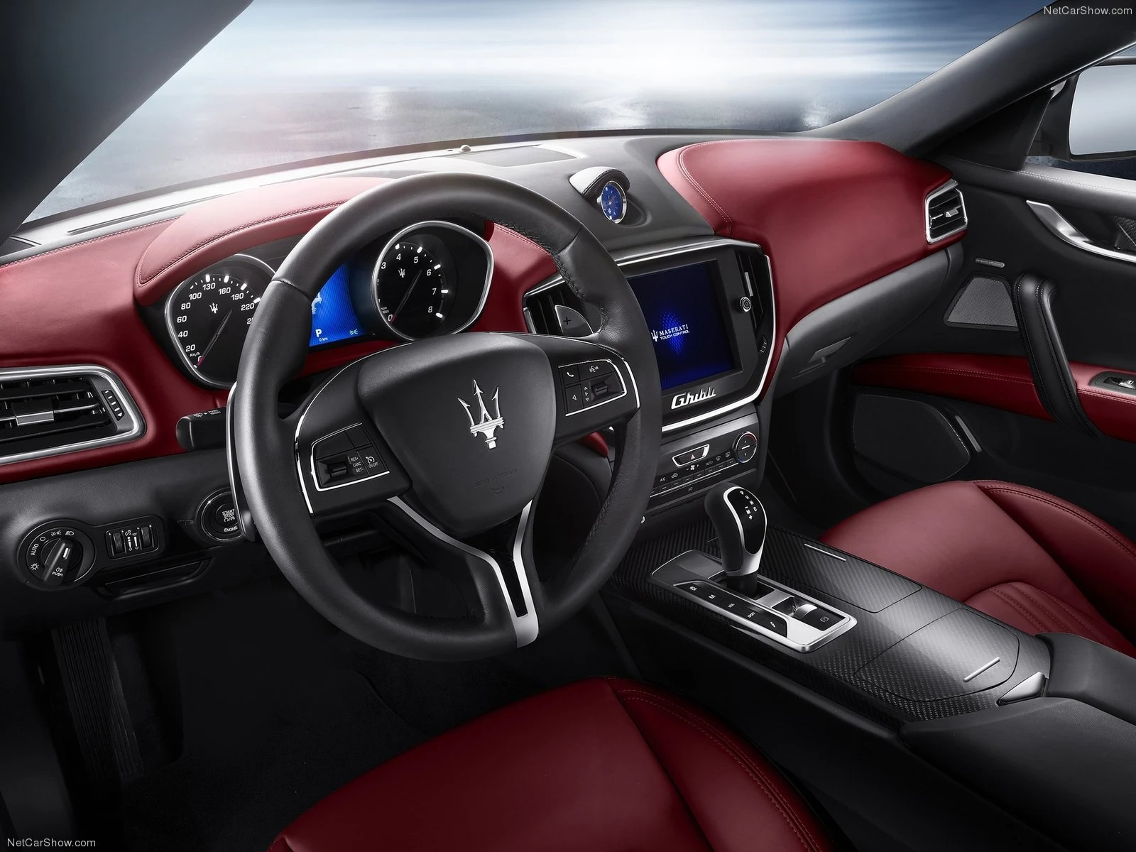 Hình ảnh siêu xe Maserati Ghibli 2014 & nội ngoại thất