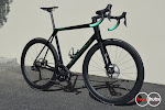 Bianchi Specialissima CV Shimano Ultegra R8270 Di2 C50 road bike at twohubs.com