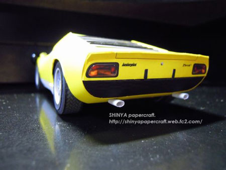 Lamborghini Miura P400 Papercraft