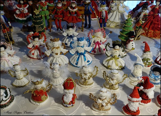 Poupées et figurines de Noël