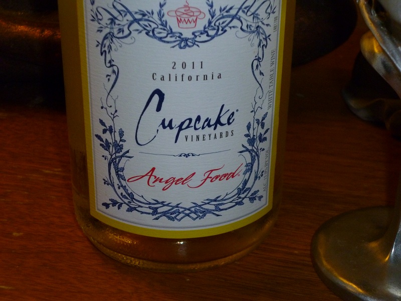 Angel Food Cupcake Wine