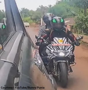 Video footages of the upcoming Pulsar 250s