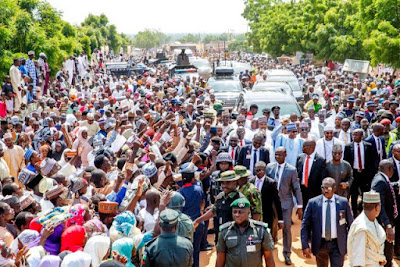 Atiku Abubakar shades President Buhari as he shares photo of himself using his thread mill