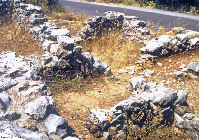 ミノア文明・スクラヴォカンボス遺跡 Minoan House, Sklavokambos／©legend ej