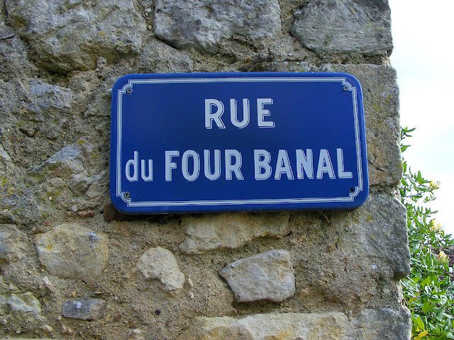 Street sign for rue du four banal (communal oven), Indre et Loire, France. Photo by Loire Valley Time Travel.