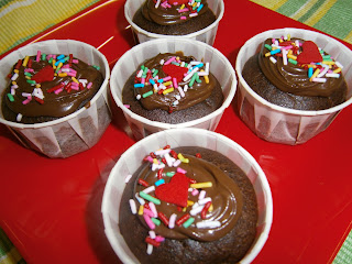 Kek Coklat Simple Tanpa Telur ~ Umi's Cup Cake