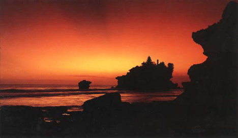 tanah lot sunset