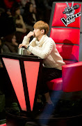 ElViB2sA+: [VIDEO/PHOTOS YOSEOB] 130104 Mnet The Voice Kids E01 (ys )