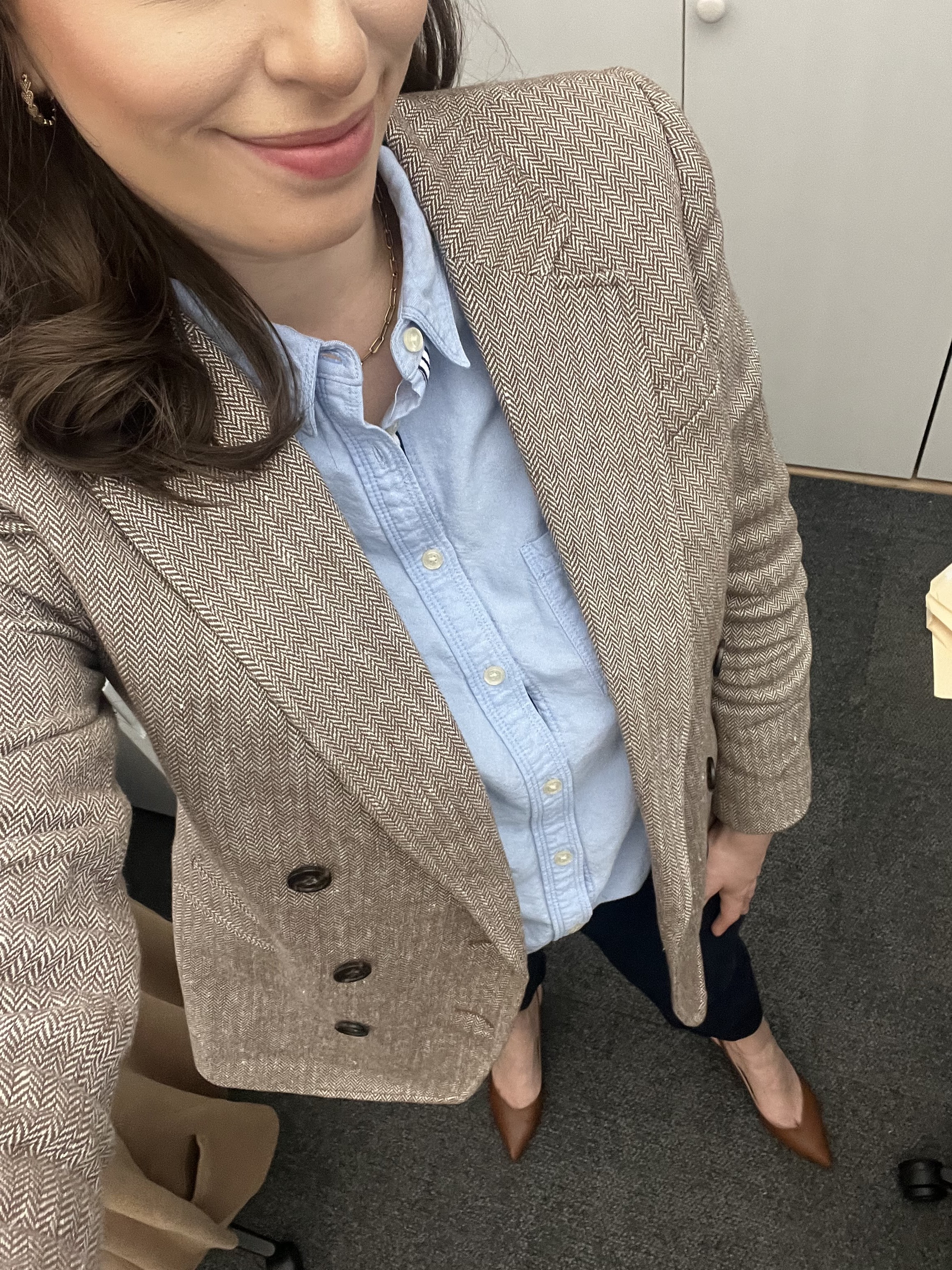 blue button down, tweed blazer, oversized tweed blazer, double breasted blazer, brown heels, office style, office outfit, business casual, law firm
