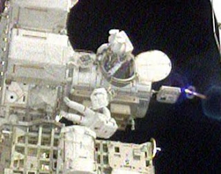 NASA to Train Future Spacewalkers