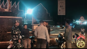 BLUE LIGHT PATROL" Polsek Sukatani Polres Purwakarta Dilaksanakan Demi Keamanan Dan Ke Khusyuan Bulan Ramadhan 1444 H