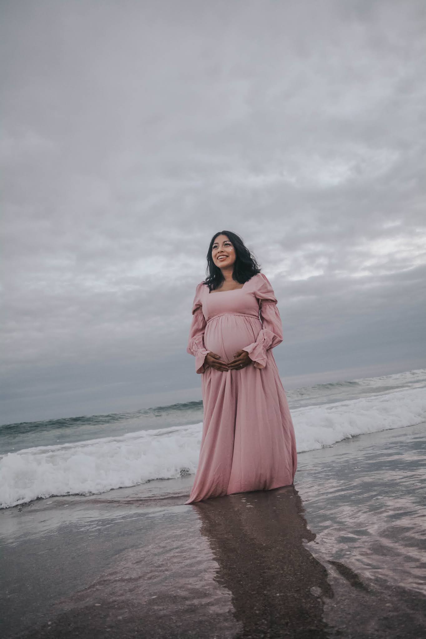 Maternity Photo Shoot Ideas: Ocean Photos