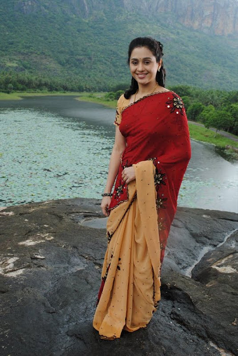 devayani @ kodi mullai tv serial actress pics