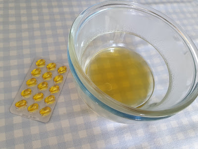 Mezcla de crema hidratante con tocoferol al baño maría