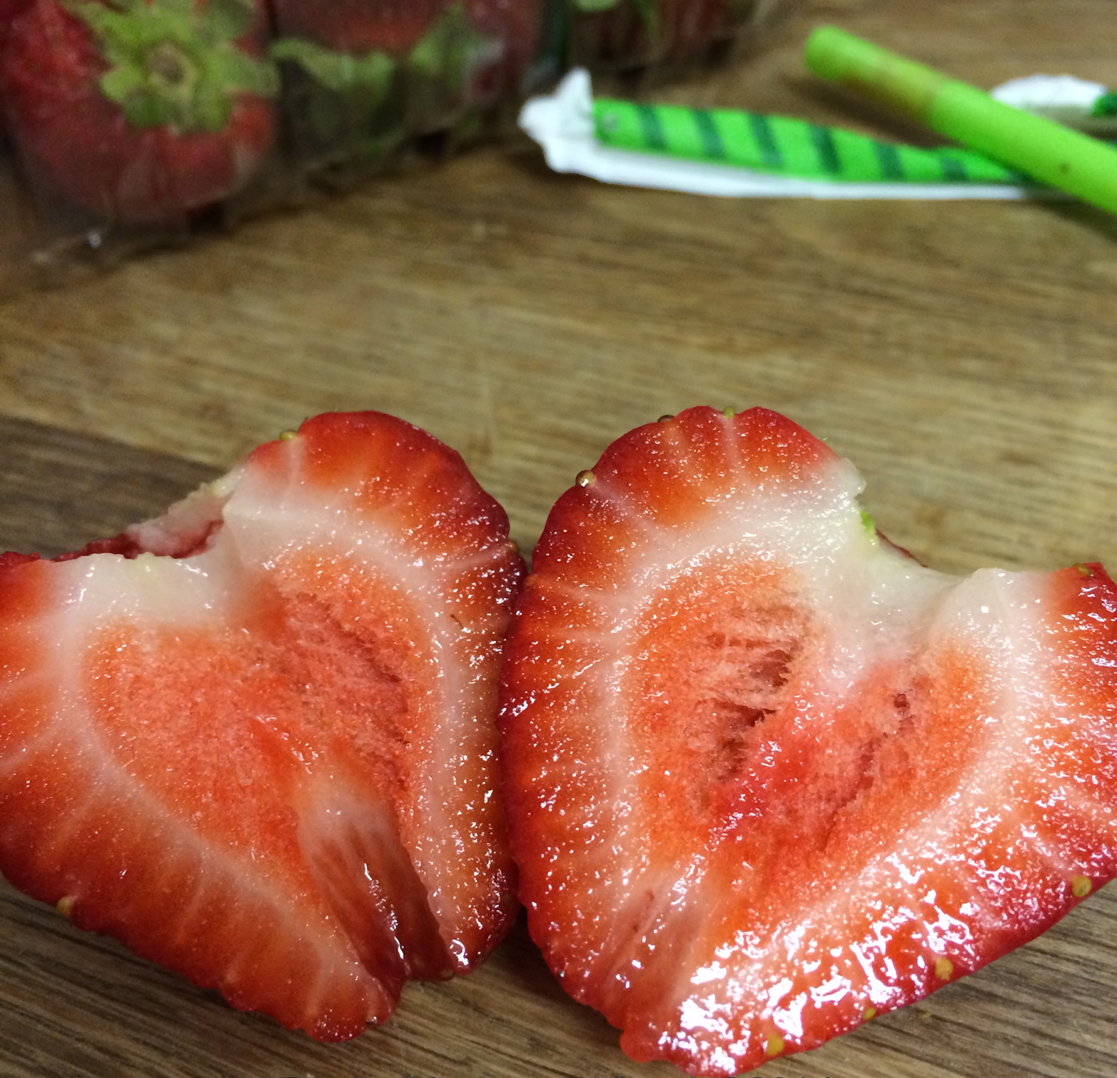 Pretty Valentine Strawberries :: BeckyCharms.com