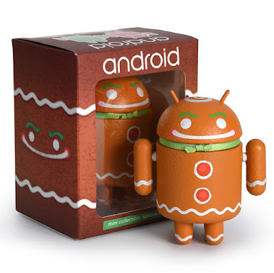 Ginger Gene Holiday Android Vinyl Figure by Andrew Bell