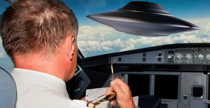 Όλοι οι πιλότοι πιστεύουν στην ύπαρξη των UFOs [Βίντεο]