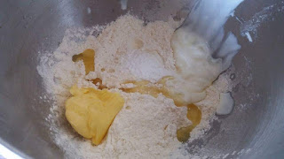 Cara Membuat Roti Nan Cheese Leleh