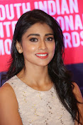 Shriya Saran Glam pics-thumbnail-25