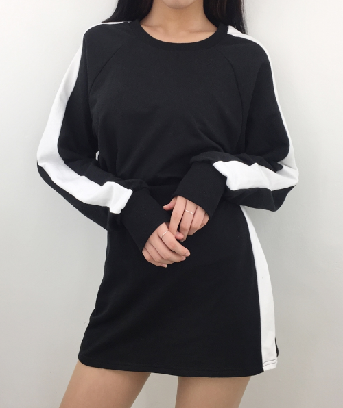 Contrast Side Panel Sweatshirt And Skirt Set