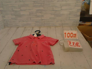 中古品　子供服　１００ｃｍ　ピンク　半袖ポロシャツ　１１０円