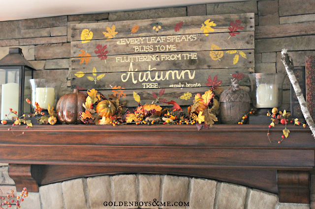 Pallet sign, part of Fall Mantel via www.goldenboysandme.com