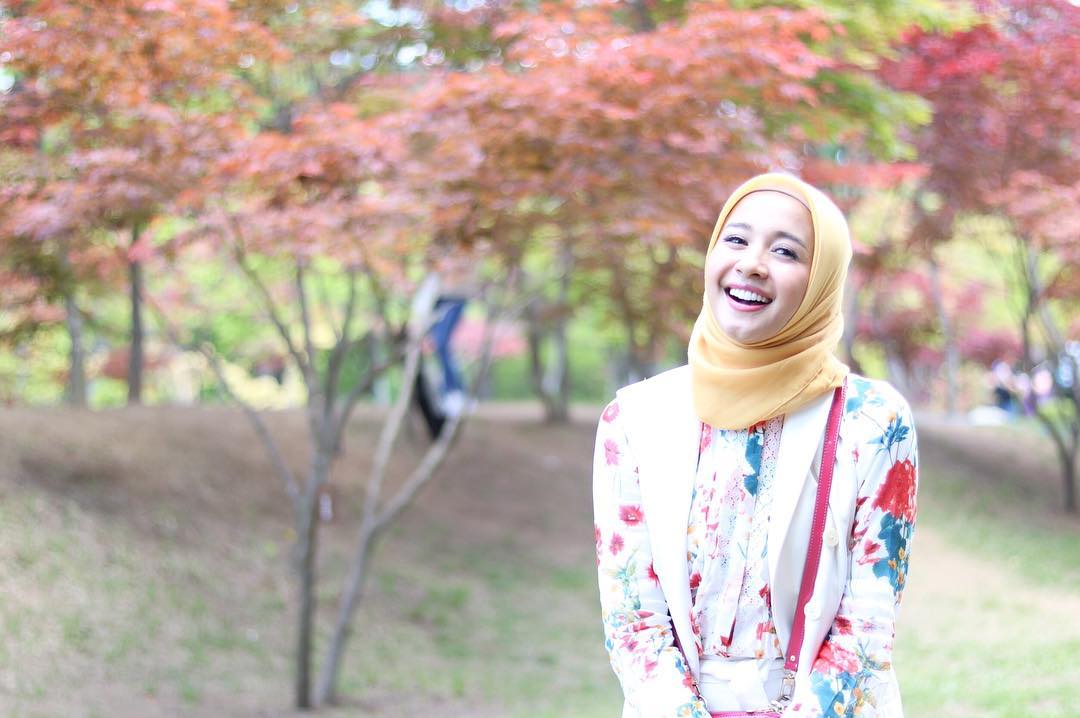 Inilah Kreasi Tutorial Hijab Simple yang Paling Populer