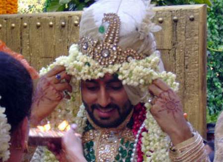 Bollywood Stars Abhishek And Aishwarya  Rai Wedding Photo's