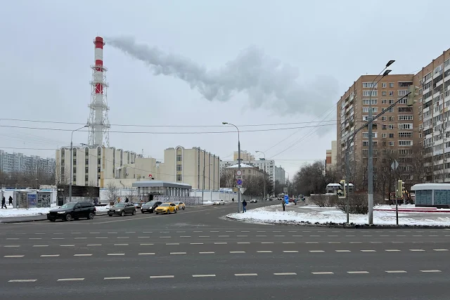 Нахимовский проспект, Азовская улица, квартальная тепловая станция «Волхонка-ЗИЛ»