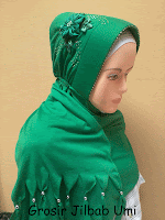 Jilbab Arzeti Bunga Samping