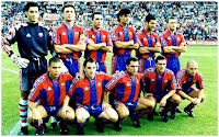 F. C. BARCELONA - Barcelona, España - Temporada 1996-97 - Vitor Baia, Popescu, Stoichkov, Miguel Ángel Nadal, Josep Guardiola y Luis Enrique; Ronaldo, Ferrer, Sergi, Amor y De la Peña - REAL OVIEDO 2 (Oli, Sergi p.p.) F. C. BARCELONA 4 (Stoichkov 2, Luis Enrique 2) - 01/09/1996 - Liga de 1ª División, jornada 1 - Oviedo, estadio Carlos Tartiere - El Barcelona se clasificó 2º en la Liga, con Bobby Robson de entrenador