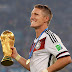 O Fussballgott se aposentou! Obrigado por tudo, Bastian Schweinsteiger!